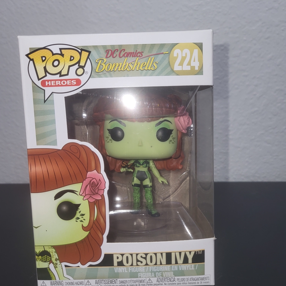 Funko Pop DC Comics Bombshells Poison Ivy Figure